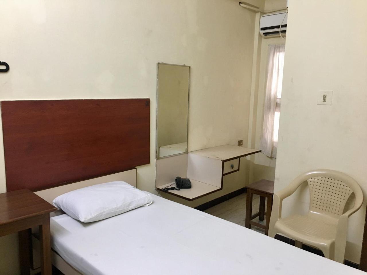 Hotel Subashini International Chennai Dış mekan fotoğraf